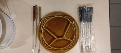 Fondue Teller Set
